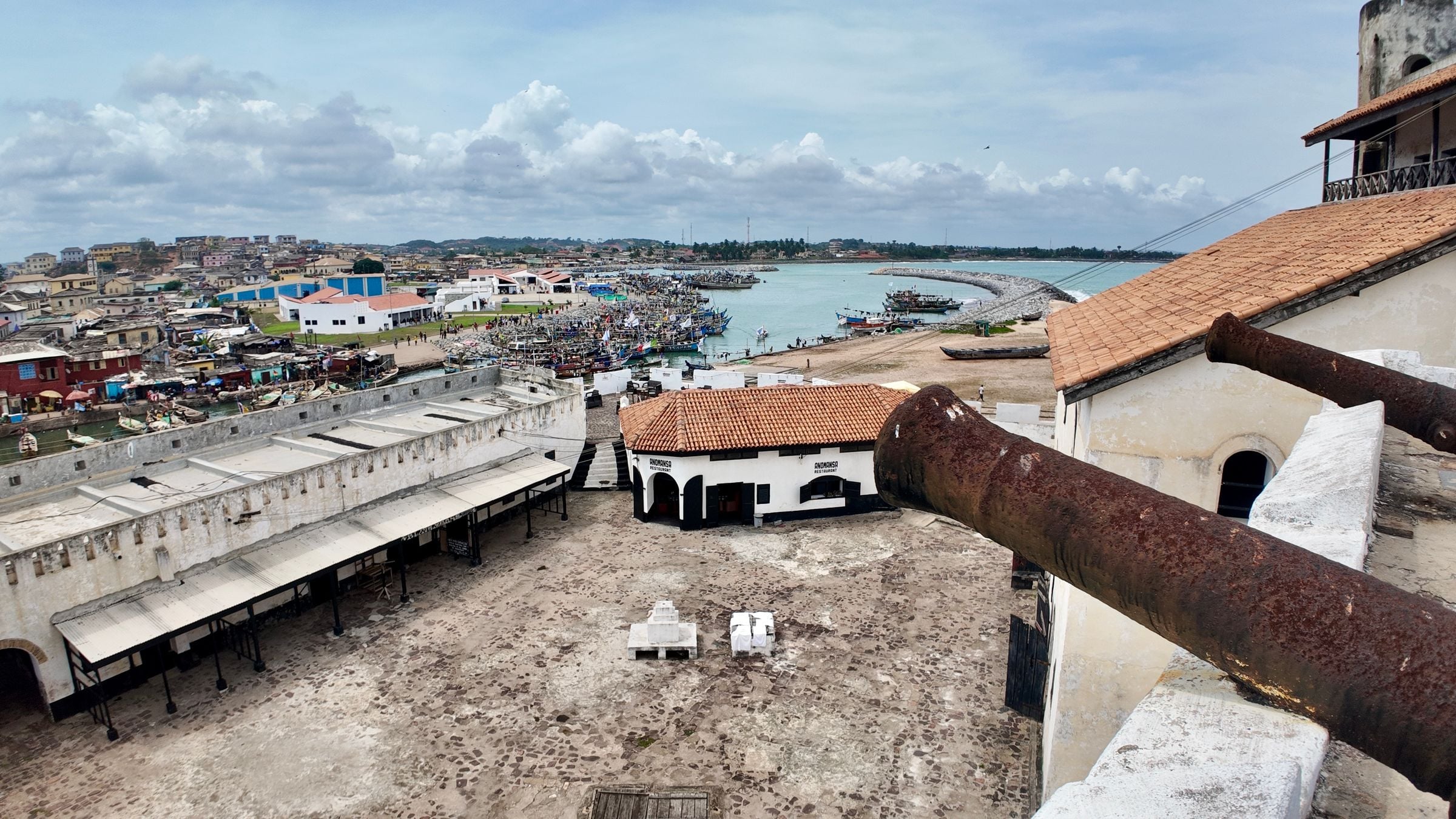 Cape Coast and its harbour seen from above